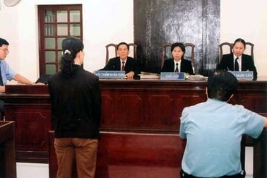 Vợ mang thai với bồ, chồng không được quyền ly hôn: Bất cập ra sao?