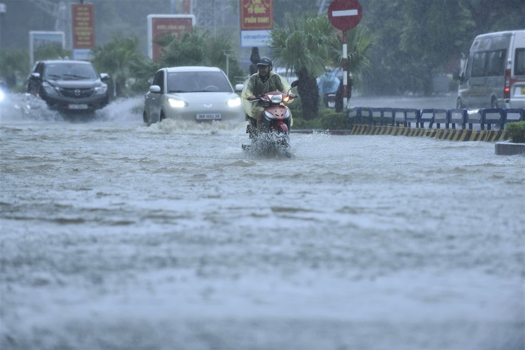 Nhiều nơi ở Bắc Bộ, Thanh Hóa, Nghệ An mưa to - 1 Nhiều nơi ở Bắc Bộ, Thanh Hóa, Nghệ An mưa to - 1