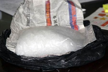 Bắt đối tượng vận chuyển heroin bằng xe khách