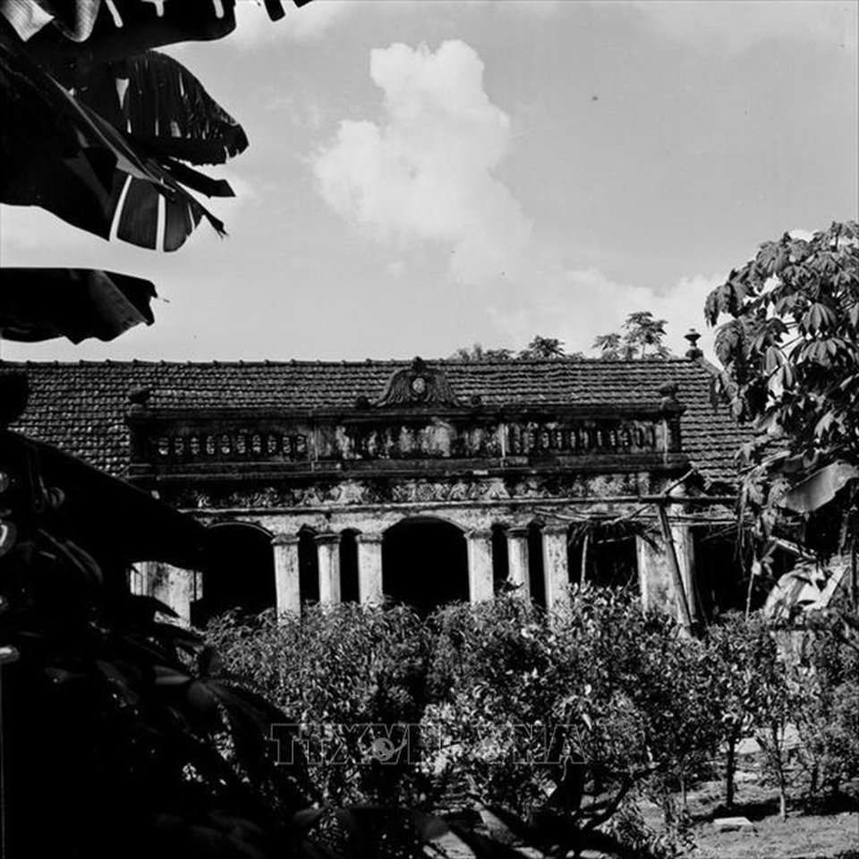 Xem lại những hình ảnh thời khắc trọng đại của lịch sử dân tộc - 2