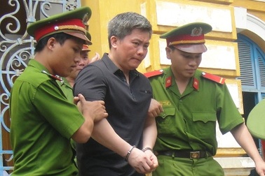 Lĩnh án tử hình vì giấu hơn 1kg heroin trong 3 chiếc quần lót