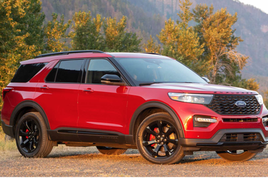 Ford mang PlayStation 5 ra "dụ" khách mua xe Explorer