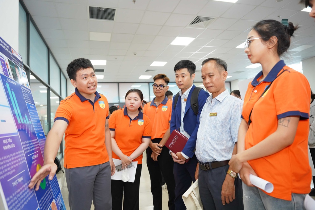 Doanh nghiệp Hàn Quốc săn nhân lực Việt, mức lương khởi điểm nghìn đô - 2 Doanh nghiệp Hàn Quốc săn nhân lực Việt, mức lương khởi điểm nghìn đô - 2