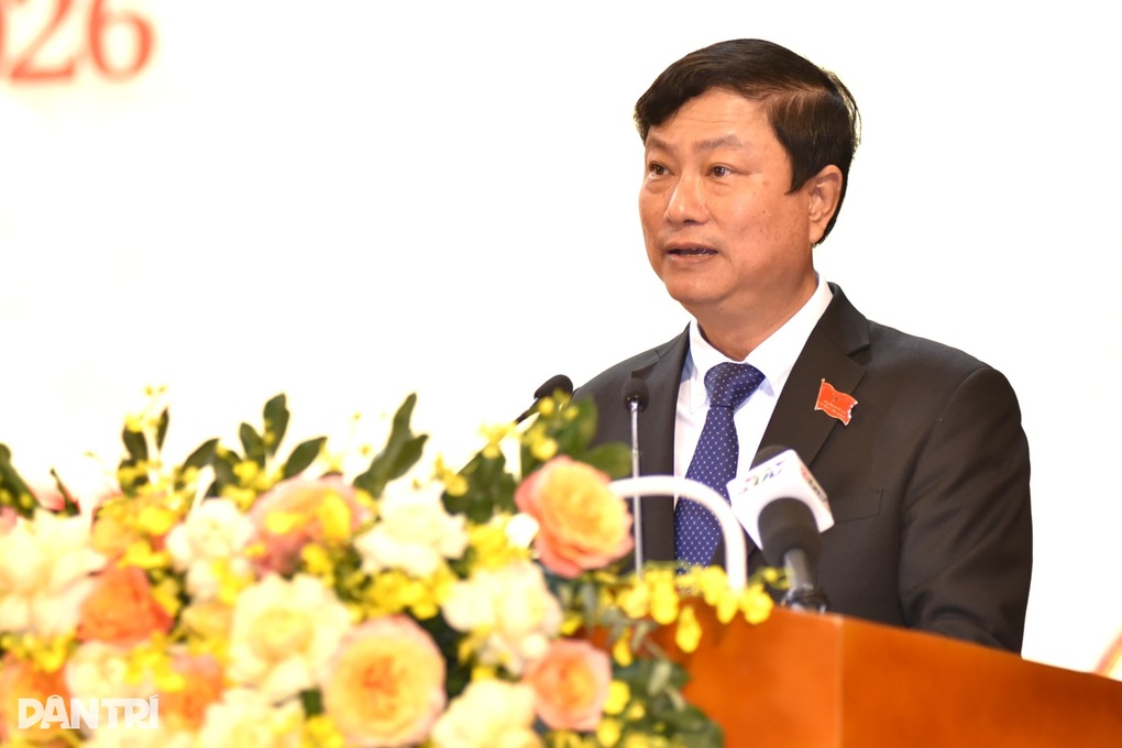 HĐND TPHCM bầu lãnh đạo chủ chốt tại phiên họp đầu tiên của nhiệm kỳ - 1 HĐND TPHCM bầu lãnh đạo chủ chốt tại phiên họp đầu tiên của nhiệm kỳ - 1
