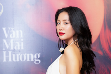 Văn Mai Hương: "Tôi từng có giai đoạn khó khăn, may mà không ai bỏ tôi đi"