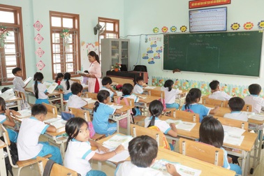 Học 2 buổi/ngày tại các xã biên giới của thành phố rộng nhất nước