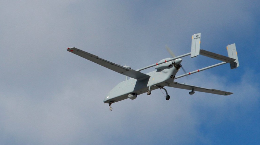 Ukraine bắn rơi UAV mắt thần 7 triệu USD của Nga - 1 Ukraine bắn rơi UAV mắt thần 7 triệu USD của Nga - 1
