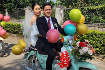 Cộng đồng mạng thích thú với màn rước dâu bằng dàn xe Cub