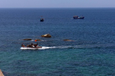 Bỏ thuyền giữa biển, 1 ngư dân mất tích bí ẩn