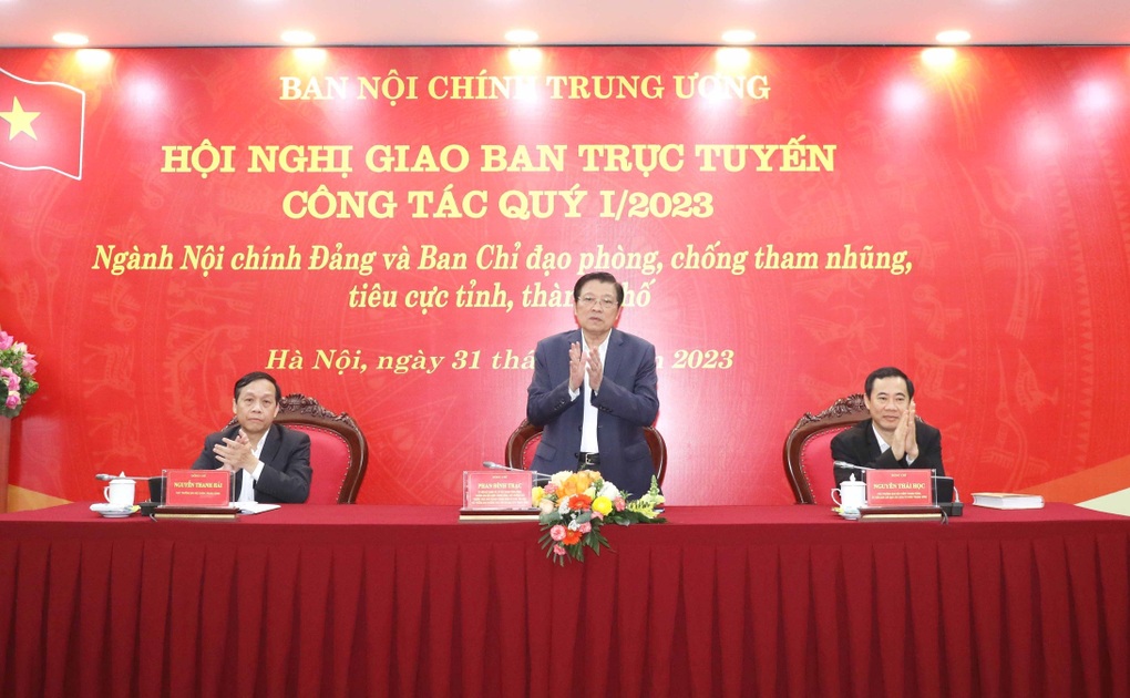 Xử dứt điểm vụ án liên quan lãnh đạo các cấp, chuẩn bị lấy phiếu tín nhiệm - 2 Xử dứt điểm vụ án liên quan lãnh đạo các cấp, chuẩn bị lấy phiếu tín nhiệm - 2
