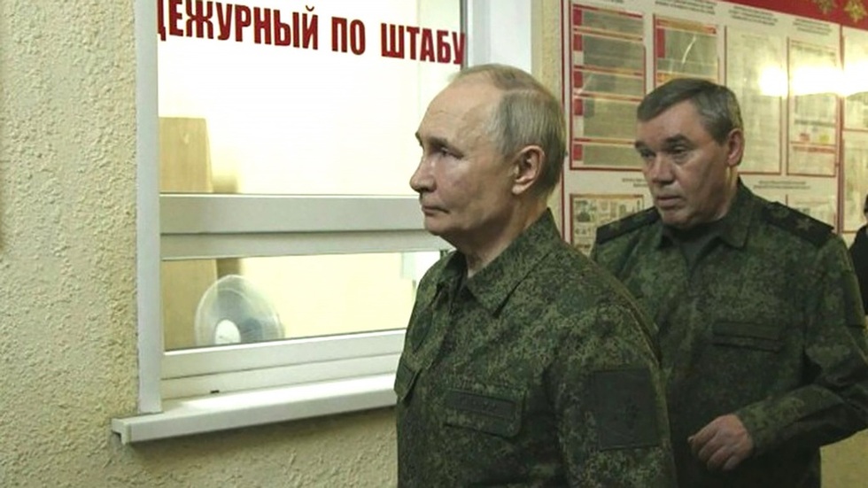Nga đánh thẳng gót chân Achilles, canh bạc Kursk của Ukraine dần ngã ngũ - 1 Nga đánh thẳng gót chân Achilles, canh bạc Kursk của Ukraine dần ngã ngũ - 1