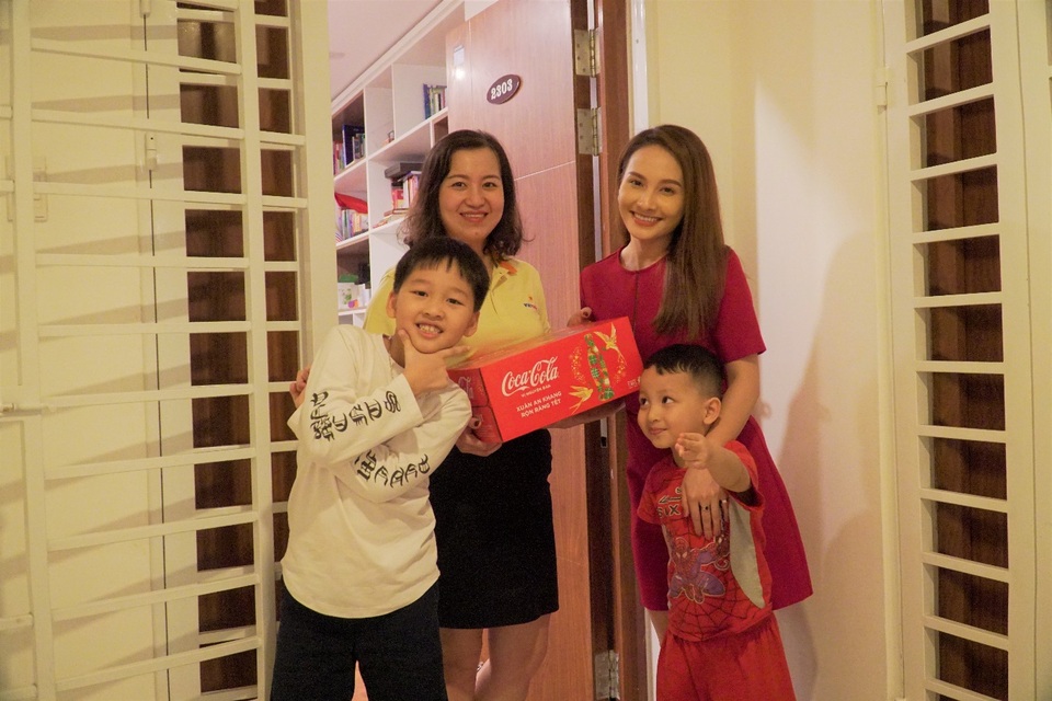 Kết Thân Hàng Xóm – Khi thử thách “ảo” trở thành kết nối thật - 4 Kết Thân Hàng Xóm – Khi thử thách “ảo” trở thành kết nối thật - 4