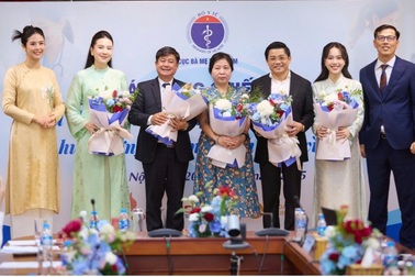 Chiến dịch "Yêu thương mỗi ngày - Mẹ khỏe, bé ngoan"