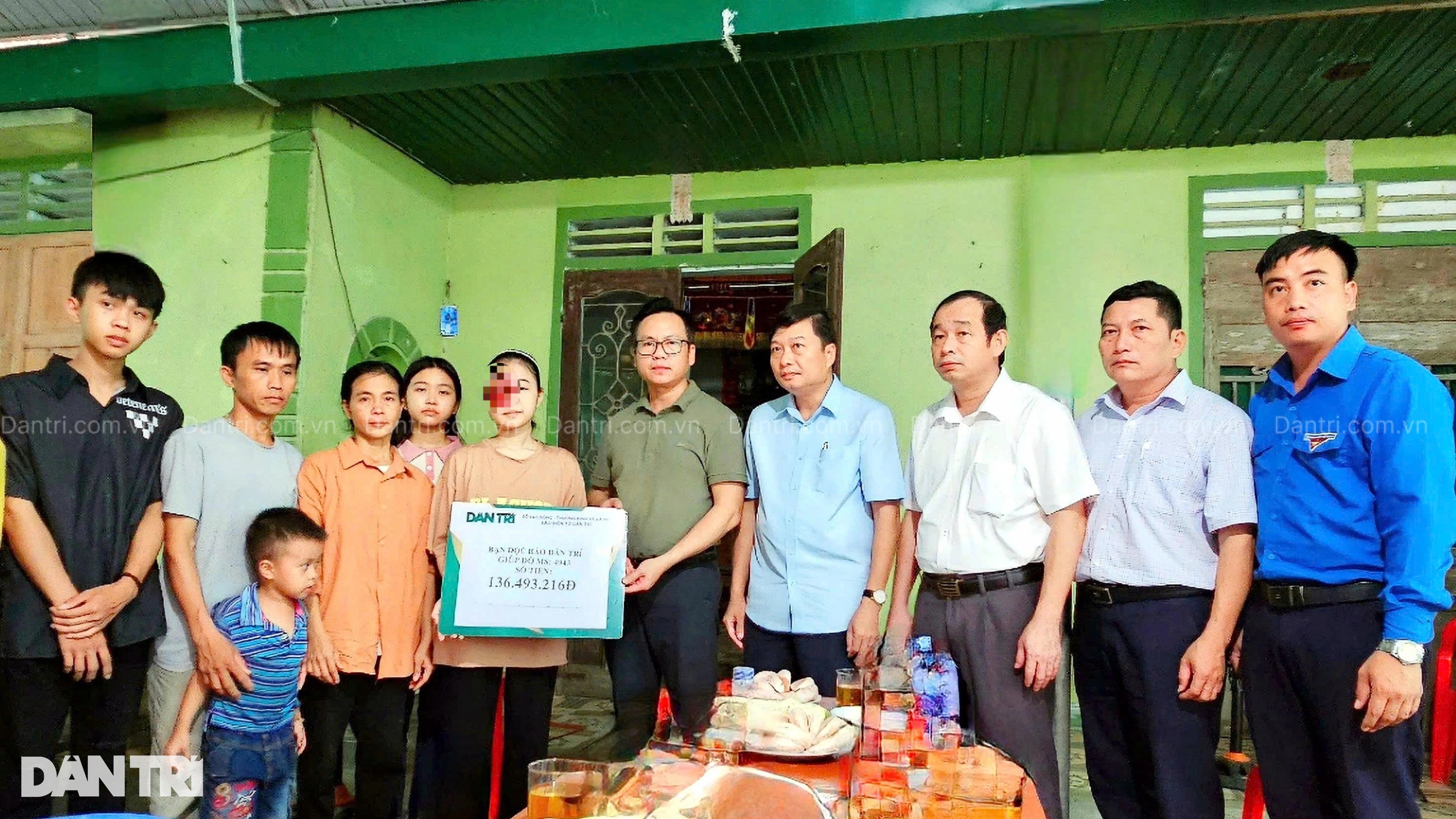 Chủ tịch tỉnh Nghệ An: Dân trí là biểu tượng cho định hướng làm báo vì cộng đồng - 2 Chủ tịch tỉnh Nghệ An: Dân trí là biểu tượng cho định hướng làm báo vì cộng đồng - 2