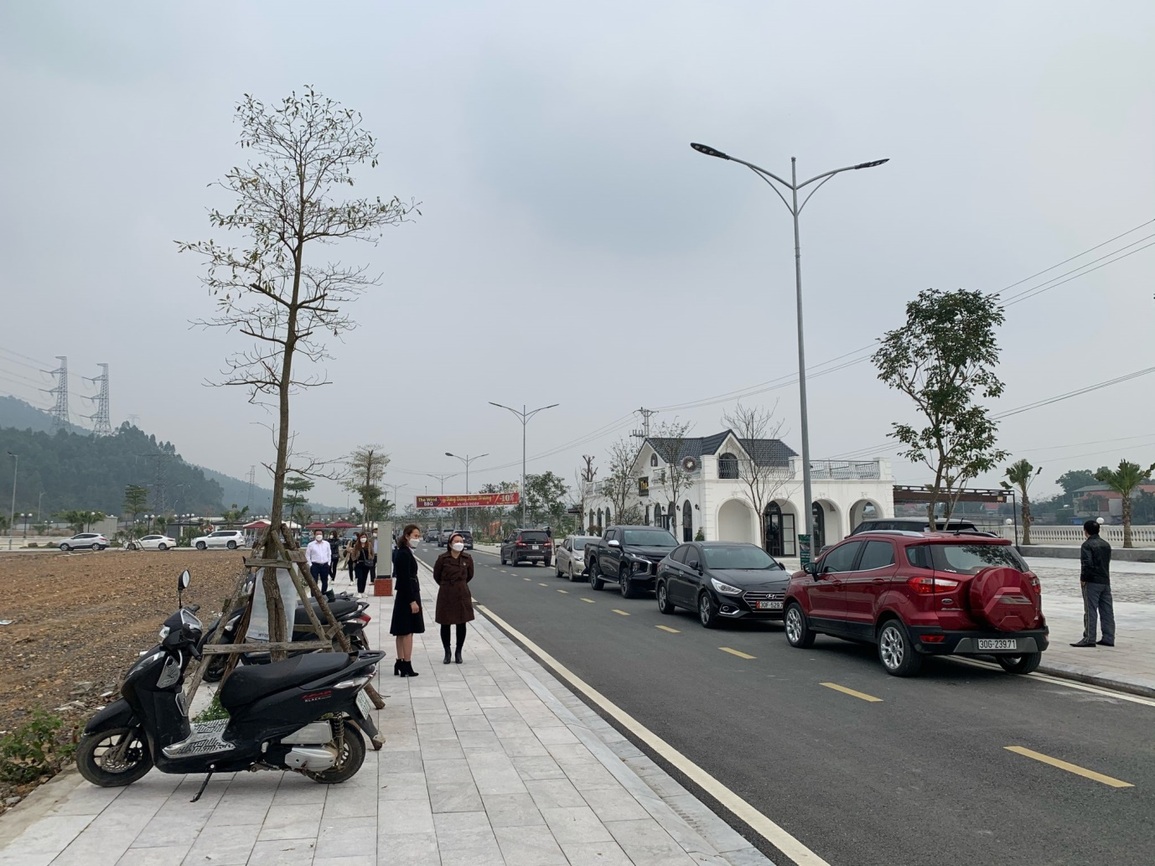 Dự án Thanh Sơn Riverside Garden tại Phú Thọ hút khách trong ngày ra mắt - 3 Dự án Thanh Sơn Riverside Garden tại Phú Thọ hút khách trong ngày ra mắt - 3