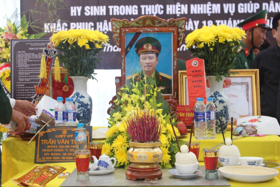 Vụ 22 quân nhân hy sinh: Bố hứa Tết về sẽ đưa chúng con đi chơi mà! - 1