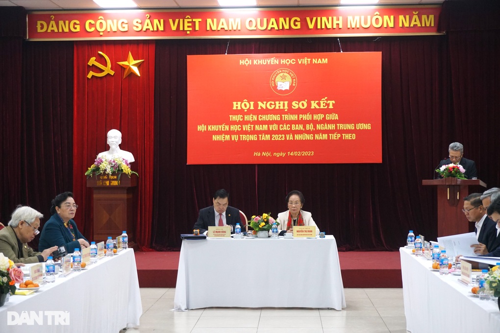GS Nguyễn Thị Doan: Các phong trào học tập trong thời gian qua đều tốt hơn - 2 GS Nguyễn Thị Doan: Các phong trào học tập trong thời gian qua đều tốt hơn - 2