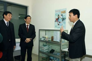 Ngăn chặn cúm gia cầm: Bắt đầu từ ý thức người dân vùng biên