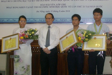 Đà Nẵng thưởng 50 triệu đồng cho học sinh đoạt giải quốc tế 