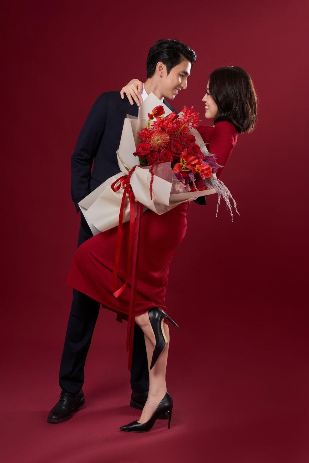 Cặp đôi Bình An - Phương Nga: Một câu hỏi thăm vui hơn được tặng quà - 1 Cặp đôi Bình An - Phương Nga: Một câu hỏi thăm vui hơn được tặng quà - 1
