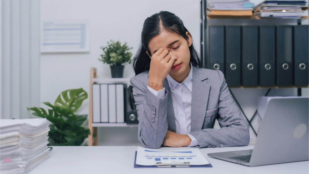 Giới trẻ Trung Quốc sử dụng ống hít oxy để... dễ thành công - 2 Giới trẻ Trung Quốc sử dụng ống hít oxy để... dễ thành công - 2