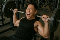 Hiểm họa từ vận động thể lực cường độ cao