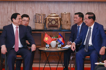 Thủ tướng Hun Sen cảm động khi đông người Việt Nam tới xem  SEA Games 32