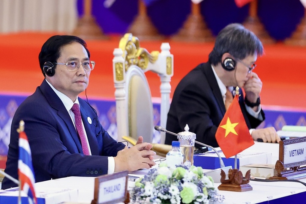 Thủ tướng: ASEAN+3 cần đi đầu, kiên định với chủ nghĩa đa phương, tự do hóa thương mại - 3 Thủ tướng: ASEAN+3 cần đi đầu, kiên định với chủ nghĩa đa phương, tự do hóa thương mại - 3