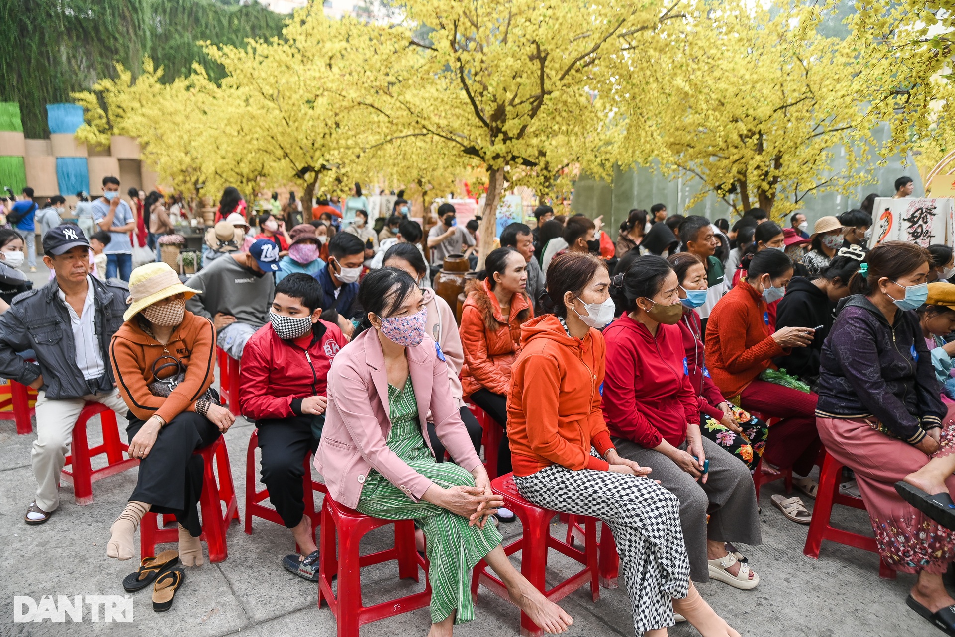 Ấm áp chuyến xe, chuyến bay đưa hơn 5.000 người lao động mang Tết về nhà - 6 Ấm áp chuyến xe, chuyến bay đưa hơn 5.000 người lao động mang Tết về nhà - 6