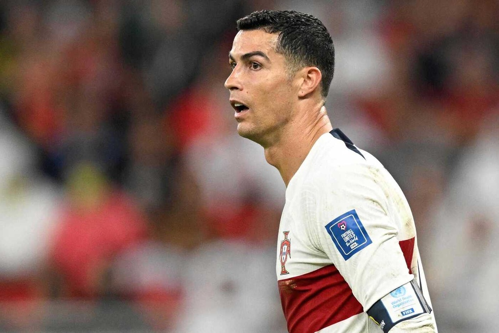 Dấu hiệu cho thấy C.Ronaldo sắp sang Saudi Arabia chơi bóng - 2 Dấu hiệu cho thấy C.Ronaldo sắp sang Saudi Arabia chơi bóng - 2