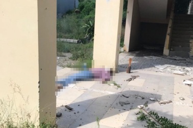 Thi thể nữ phó chủ tịch UBND phường trong căn nhà hoang