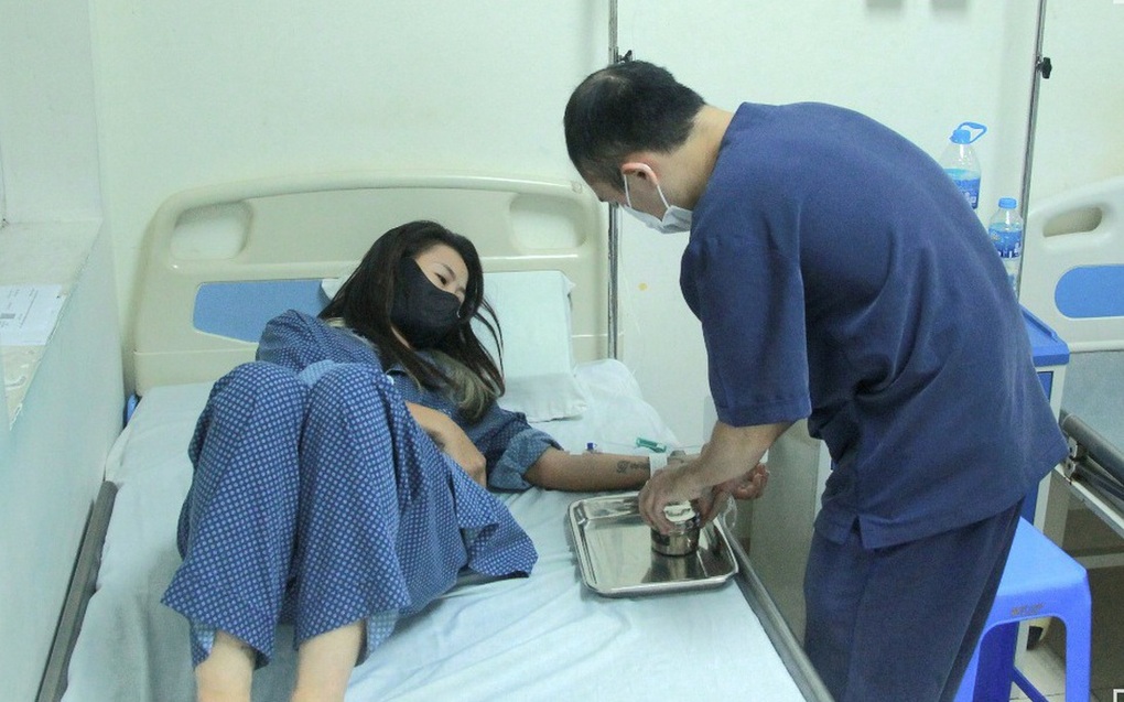 Hà Nội: Sốt xuất huyết tăng nhanh, bệnh nhân gặp nguy vì cô đặc máu - 1