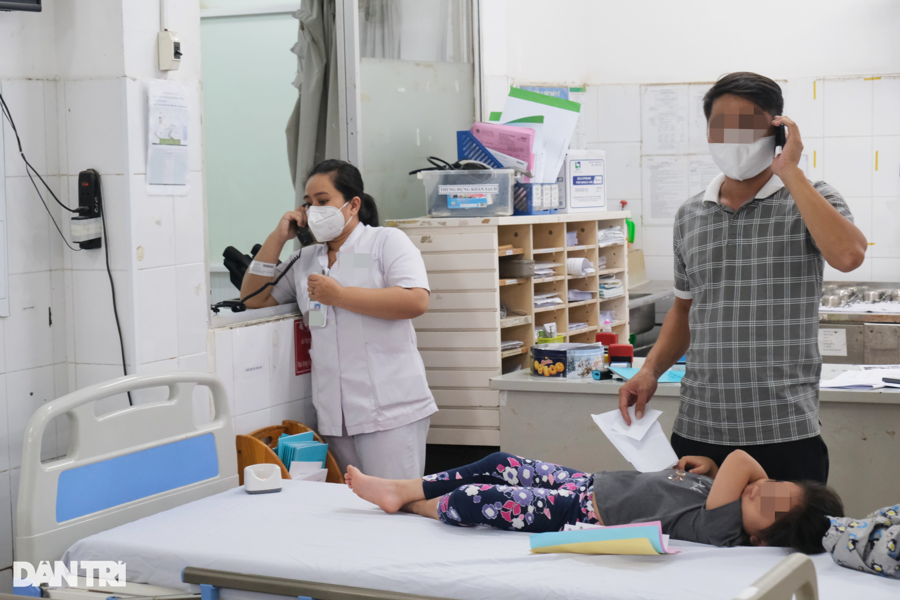 Bác sĩ cấp cứu: Ám ảnh bị chửi bới, đe dọa giết cả dòng họ - 5 Bác sĩ cấp cứu: Ám ảnh bị chửi bới, đe dọa giết cả dòng họ - 5
