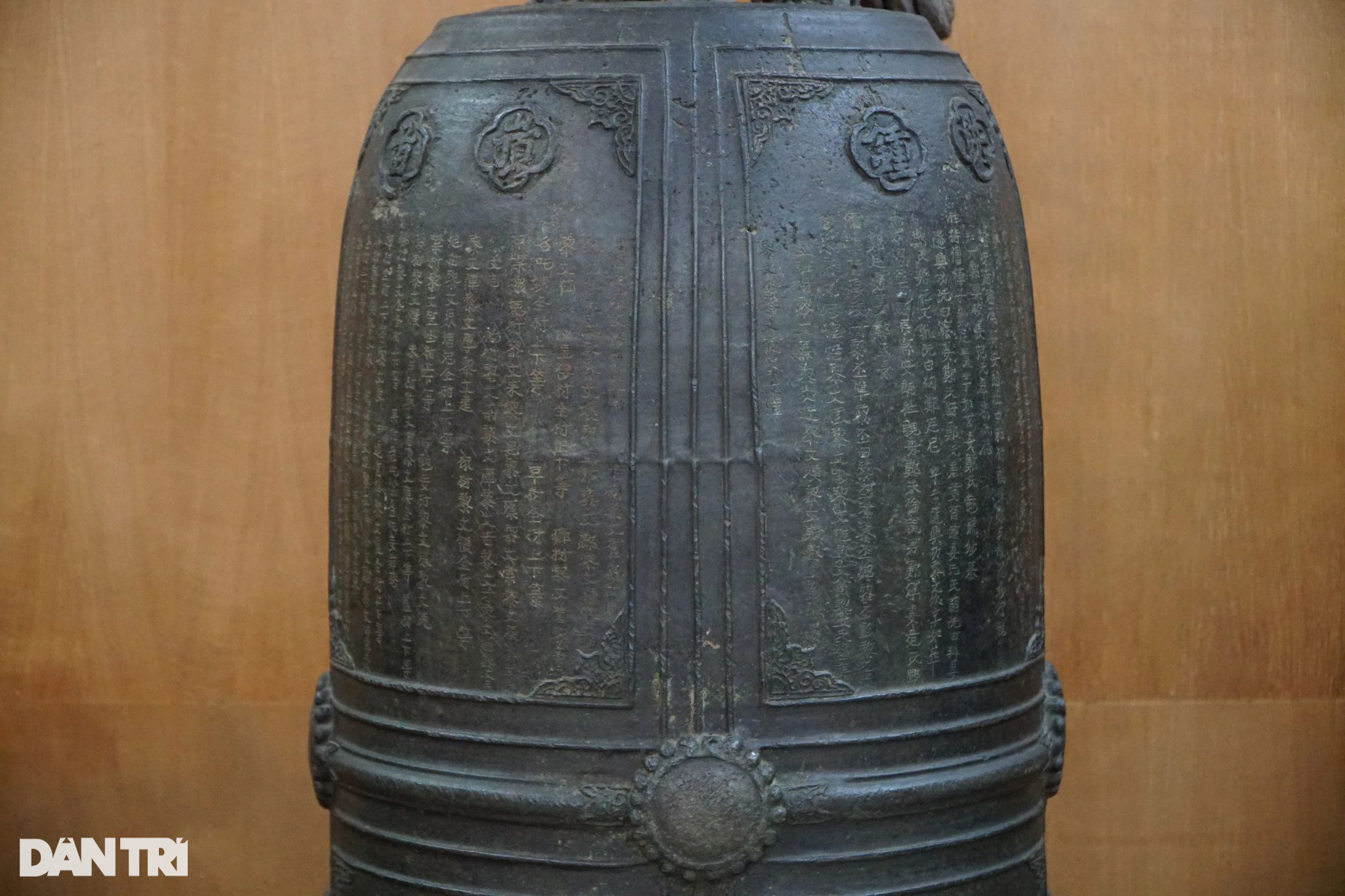 Chiếc chuông cổ hơn 300 năm tuổi được đúc từ thời vua Lê - 3