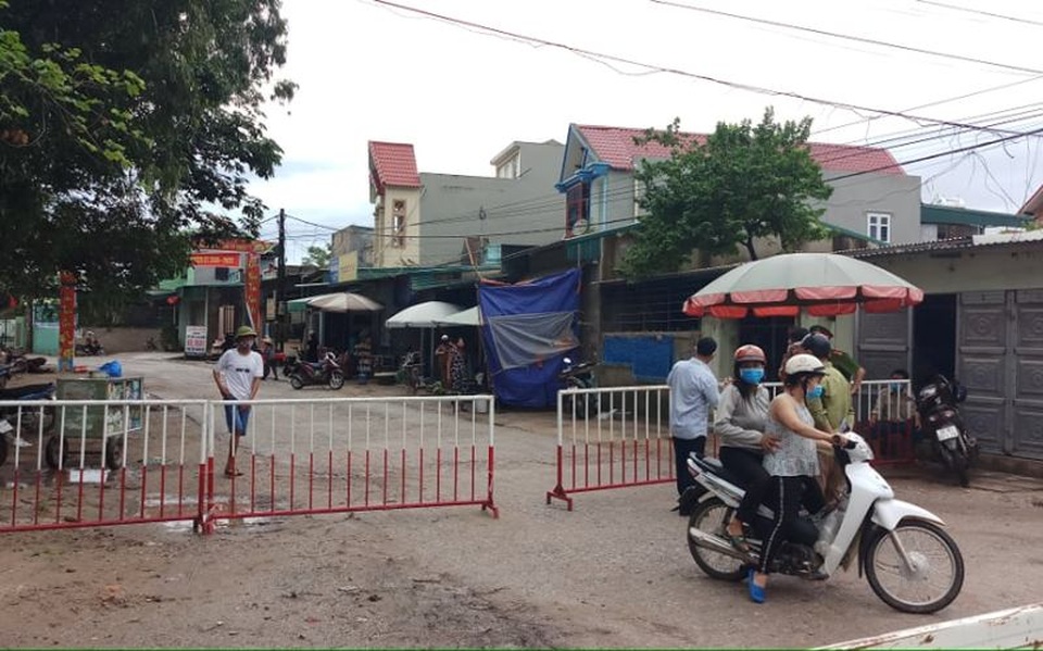 Thanh Hóa nâng cấp độ phòng, chống dịch Covid-19 lên mức nguy cơ cao - 2 Thanh Hóa nâng cấp độ phòng, chống dịch Covid-19 lên mức nguy cơ cao - 2