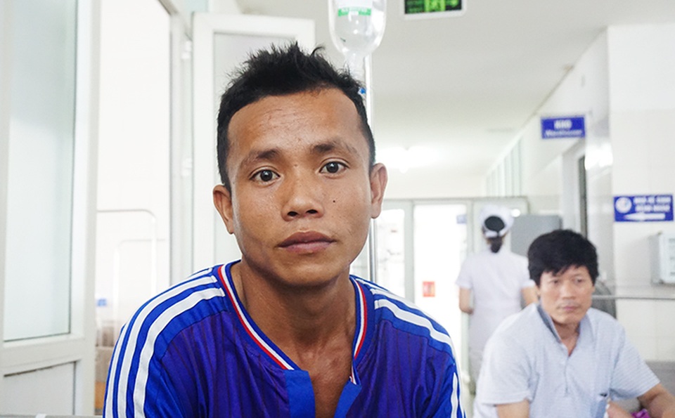 Nhói lòng nhìn cậu bé 5 tuổi sưng tấy tinh hoàn yếu ớt cầu xin sự sống - 5 Nhói lòng nhìn cậu bé 5 tuổi sưng tấy tinh hoàn yếu ớt cầu xin sự sống - 5