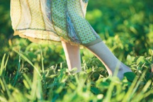 Đi qua nỗi buồn