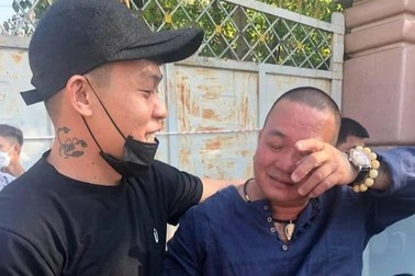 Hải "bánh" bật khóc ngày ra tù sau hơn 20 năm thụ án