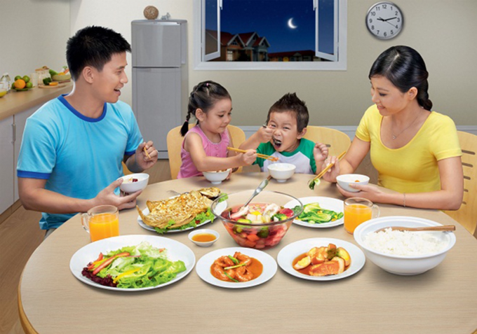 Trẻ biết quý trọng đồ ăn sẽ có ý thức tiết kiệm và tôn trọng công sức của người làm ra đồ ăn.