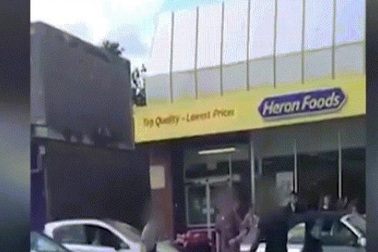 Cái kết của hai thanh niên chọn nhầm người để gây sự