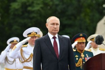 Ông Putin: Hải quân Nga có thể ra đòn tấn công không gì cản nổi