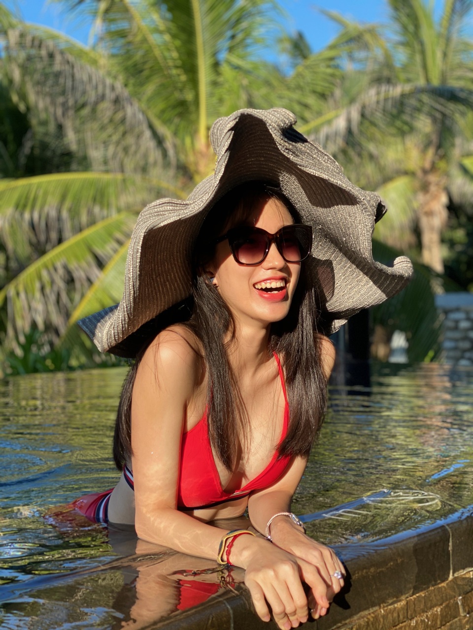 Nữ chủ tịch 9X từng lọt top 10 hoa hậu khẳng định sân chơi sắc đẹp là bệ đỡ - 2 Nữ chủ tịch 9X từng lọt top 10 hoa hậu khẳng định sân chơi sắc đẹp là bệ đỡ - 2