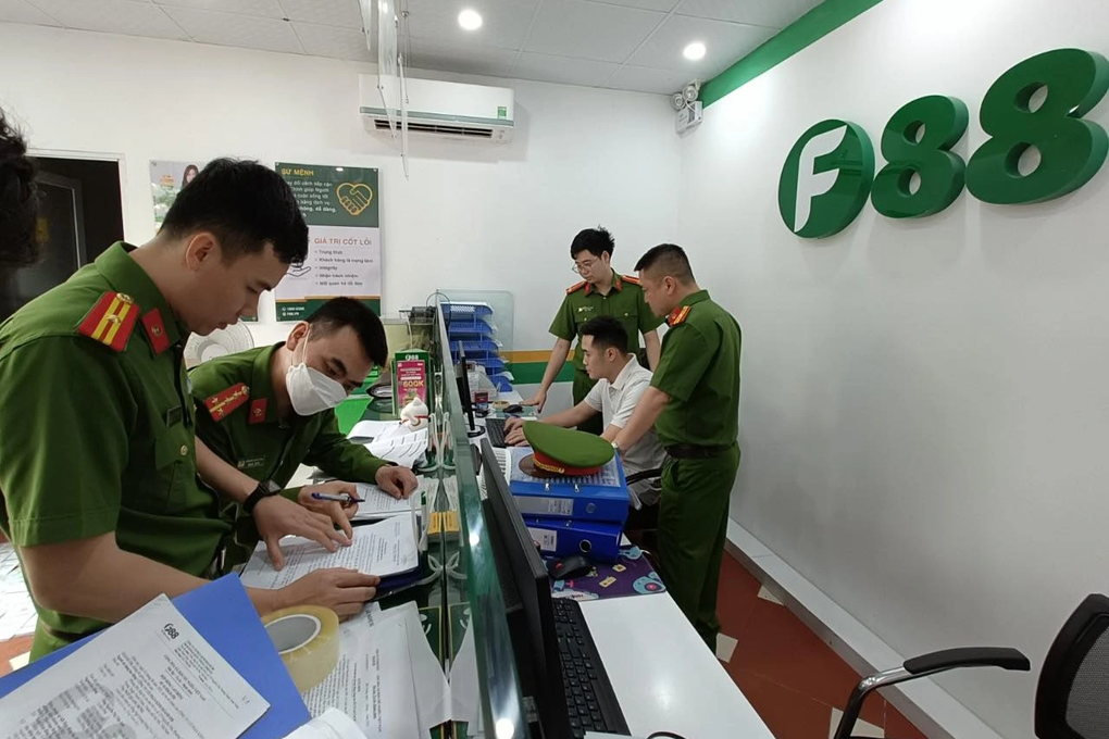 Kiểm tra 18 cơ sở F88 tại Bắc Giang, phát hiện 17 nơi có vi phạm - 1 Kiểm tra 18 cơ sở F88 tại Bắc Giang, phát hiện 17 nơi có vi phạm - 1
