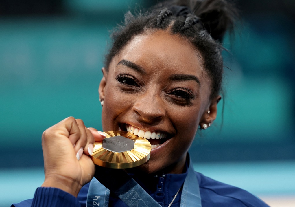 Thước phim cuối sự nghiệp của huyền thoại TDDC Mỹ Simone Biles - 4