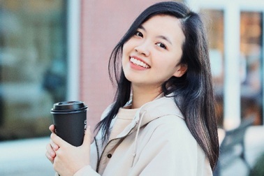 Cô gái giành học bổng toàn phần thạc sĩ tại Canada sau cú sốc trượt đại học