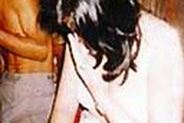 Gái mại dâm không nơi cư trú bị tạm giữ 15 ngày