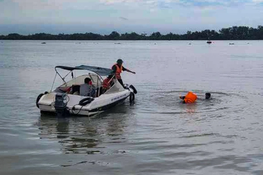 Cựu cán bộ công an ở TPHCM tử vong sau vụ lật vỏ lãi trên sông