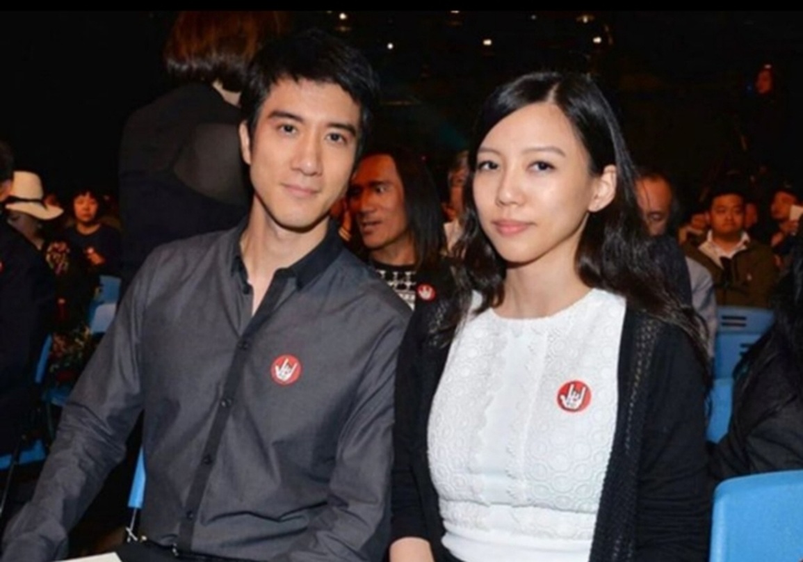 Vương Lực Hoành sau bê bối bị vợ tố sống thác loạn, bạc tình - 1 Vương Lực Hoành sau bê bối bị vợ tố sống thác loạn, bạc tình - 1