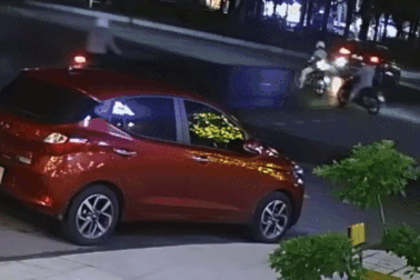 Tài xế hung hăng dồn đuổi xe máy "như truy sát" sau xung đột giao thông