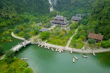 Toàn cảnh Tràng An - địa điểm Tổng thống Mỹ muốn đến thăm - nhìn từ trên cao